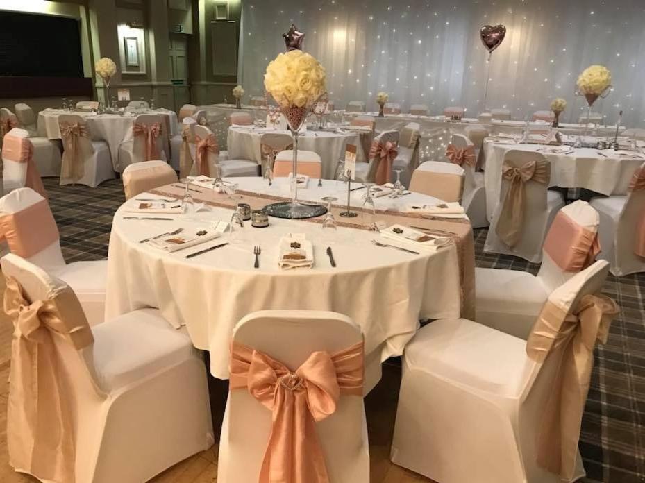 אנן The Corner House Hotel מראה חיצוני תמונה