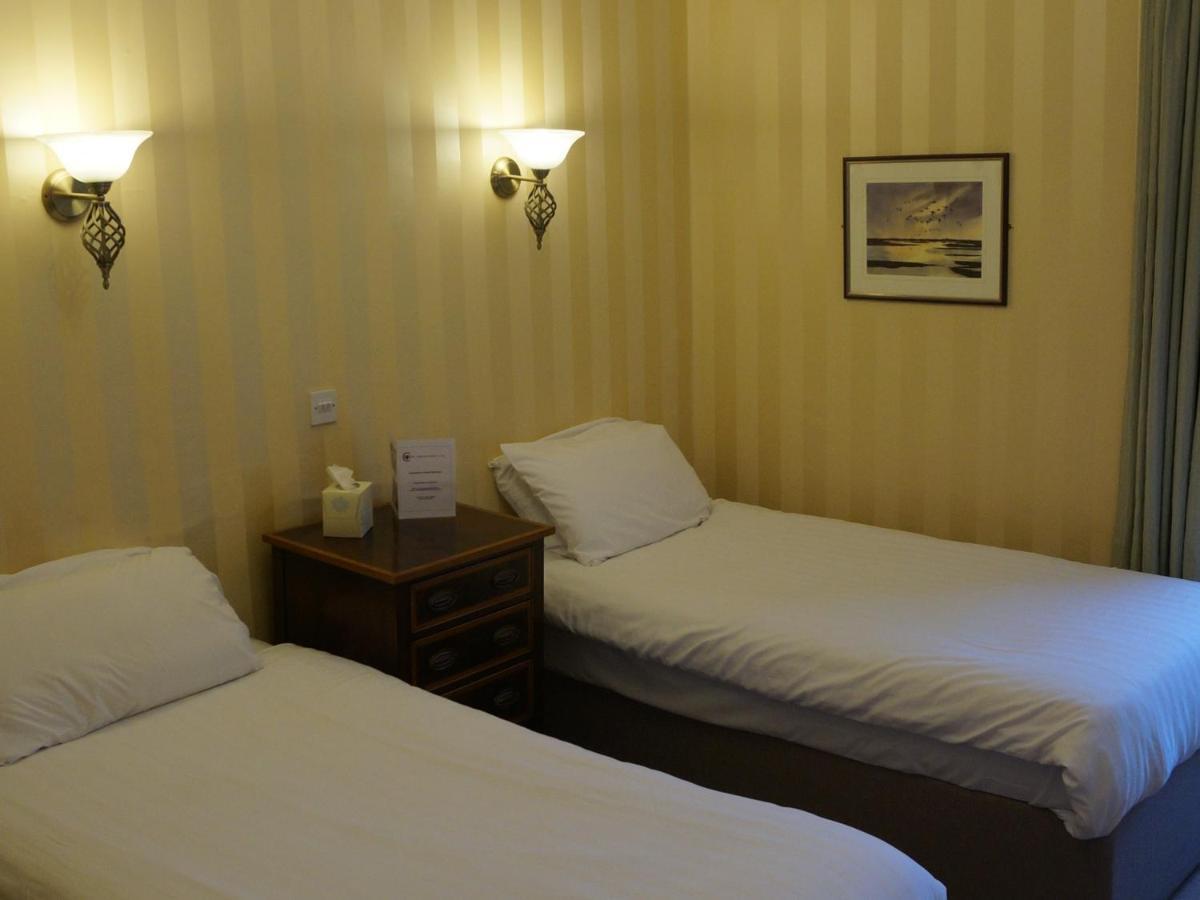 אנן The Corner House Hotel מראה חיצוני תמונה